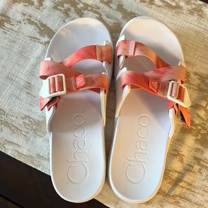 Size 10 Women’s Chaco Chillos Slides. NWOT.  White/Peach.